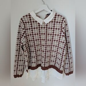 Houndstooth Sweater with Collar
